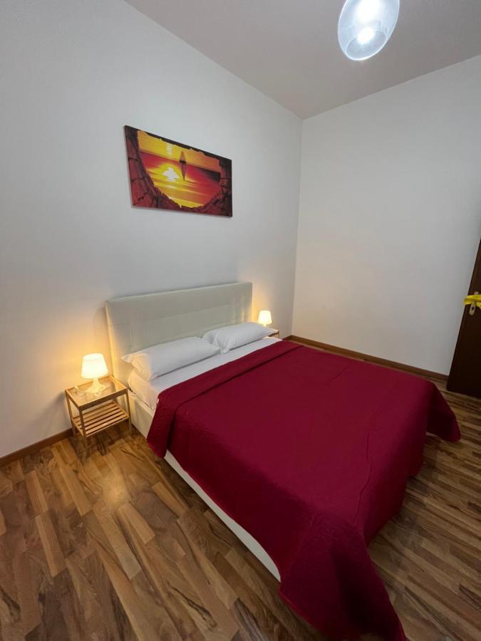 Colosseo Guest House Gil Рим Екстериор снимка