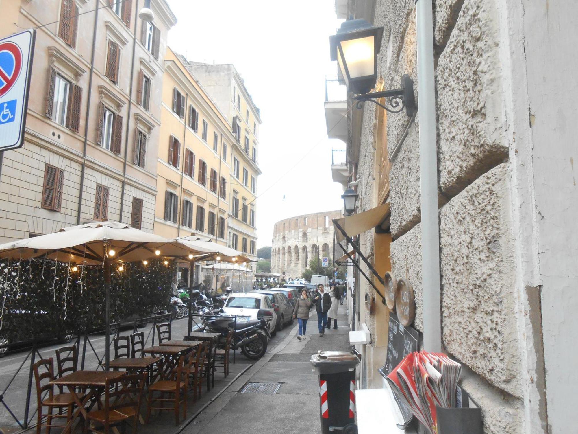 Colosseo Guest House Gil Рим Екстериор снимка