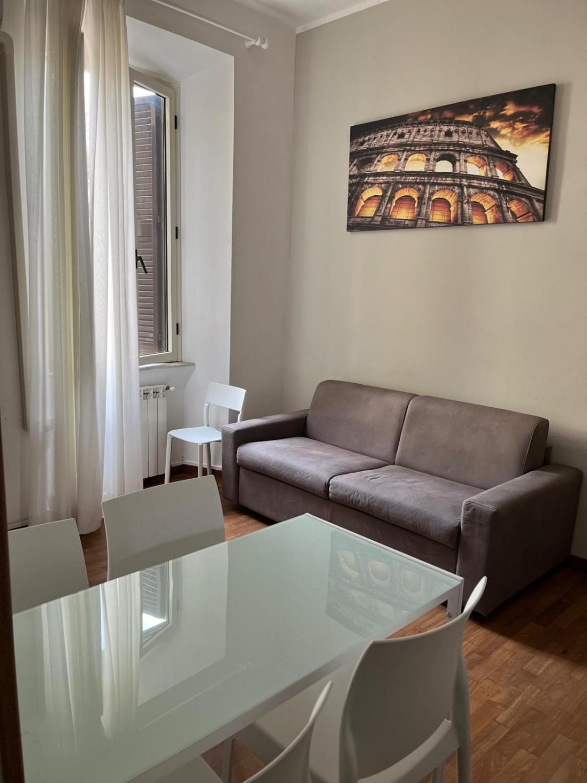 Colosseo Guest House Gil Рим Екстериор снимка