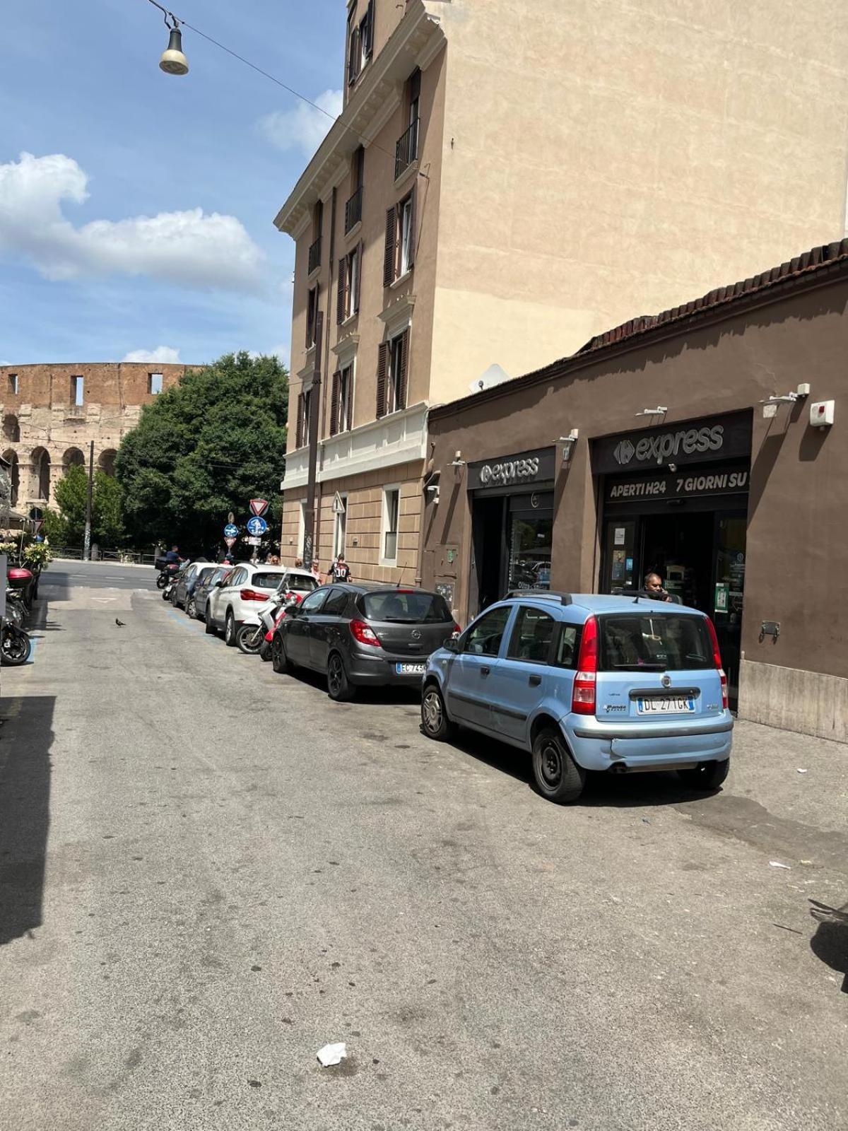 Colosseo Guest House Gil Рим Екстериор снимка