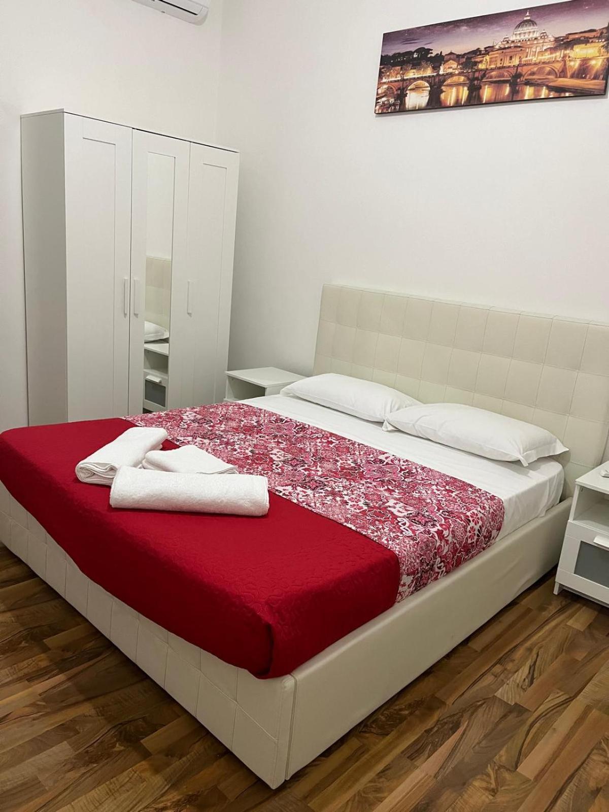 Colosseo Guest House Gil Рим Екстериор снимка